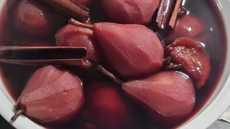 Stoofperen met madarijn ui de slowcooker