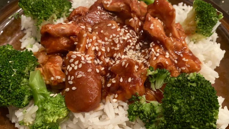 Slowcooker kip met honing knoflook saus