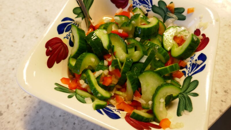 Pittige Aziatische komkommersalade