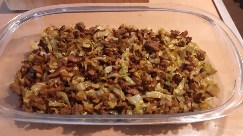 Ovenschotel Oosters gekruide spitskool met shiitake en prei