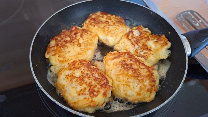 Bloemkool-aardappelbeignets