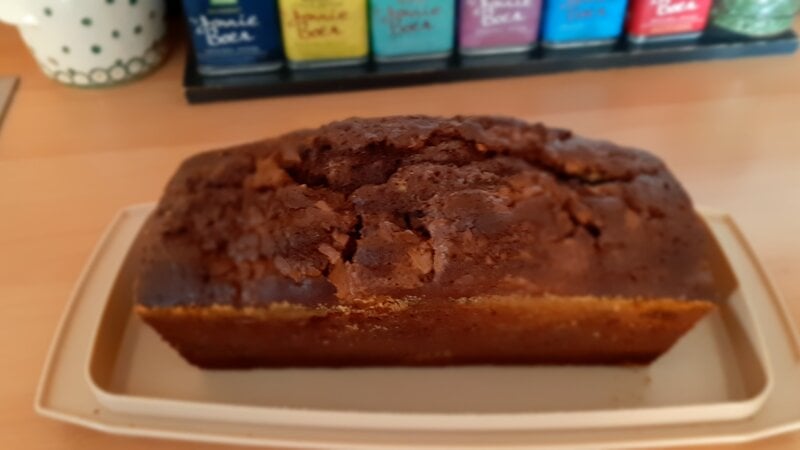 Chocoladecake met chocoladestukjes