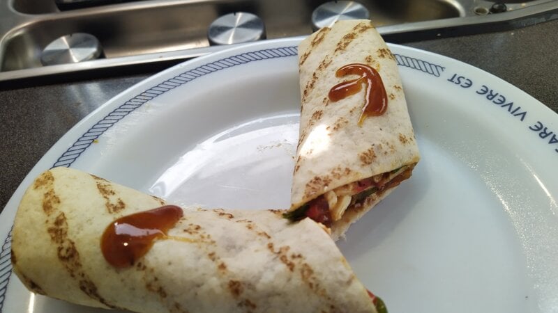 Wraps met roerbak en feta