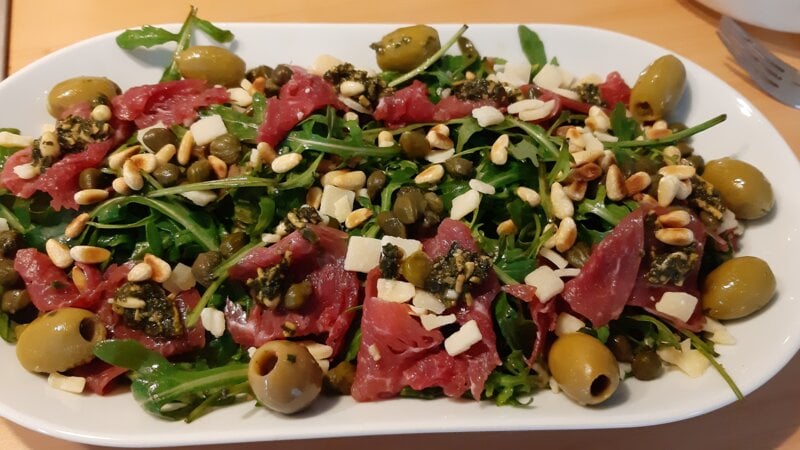 Rucolasalade met carpaccio