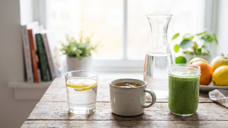 Wat kun je het beste drinken als je wakker wordt?