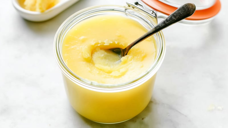 Zelfgemaakte ghee