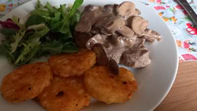 Varkenshaas in champignon roomsaus met een vleugje sherry