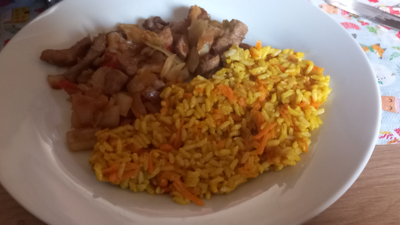 Gemarineerde hamlapjes met Chinese kool en paprika in een heerlijke sojasaus uit de wok