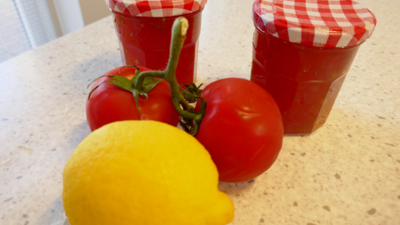 Tomatenmarmelade, zoet en beetje pittig tegelijk