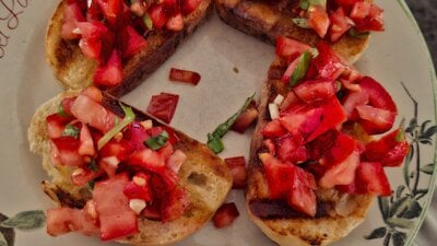 Bruschetta met tomaatjes en knoflook, de lekkerste