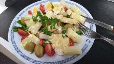 Lauwwarme aspergesalade