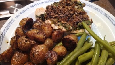 Tonijn met kruiden korst uit de oven