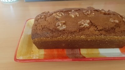 Kruidkoek met gedroogde cranberry's, walnoten en mandarijn-marmelade