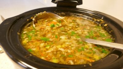 Gezonde Groentesoep uit de  Slowcooker