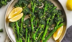 Eenvoudige Knoflook Broccolini (Bimi)