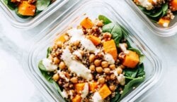 Quinoa zoete aardappel salade