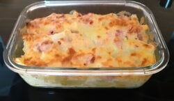 Asperge ovenschotel met ham, ei en aardappeltjes