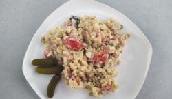 Macaroni Salade met Ham en Ei