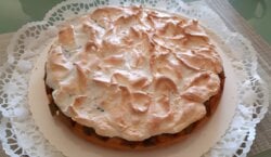 Rabarbertaart met meringue