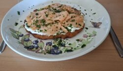 Rösti met kruidenkwark en gerookte zalm